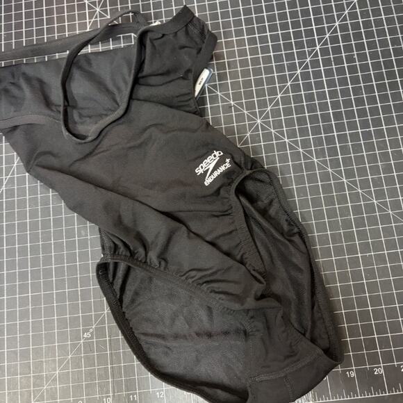 New Speedo Women's One Piece Swimsuit Black Size 26 Endurance+ NWT - Picture 2 of 4